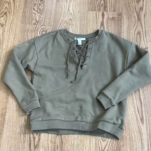 Forever21 contemporary tie sweatshirt size small